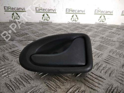 Used Front right interior door handle RENAULT MEGANE I Classic (LA0/1_) 1.9 dTi (LA08, LA0N, LA0K) (98 hp) 15184806
