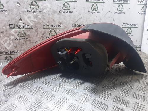 Right taillight PEUGEOT 206 Hatchback (2A/C) 1.4 i | BP17147132C35 
