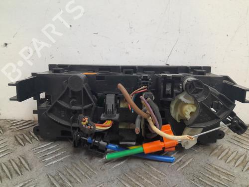 Used Climate control Climate control 37639347 37639347