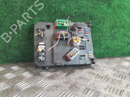 Used Fuse box Fuse box PEUGEOT 407 SW (6E_, 6D_) 2.0 HDi 135 (136 hp) 35905770 35905770
