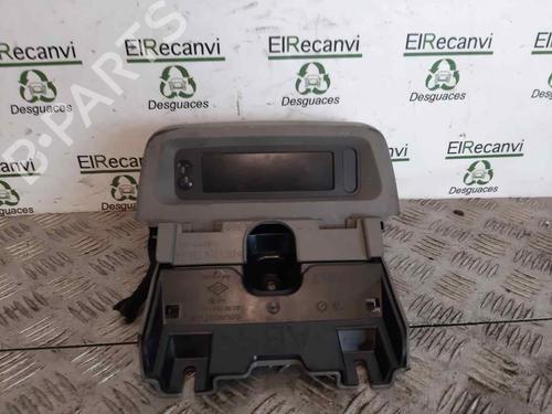 Used Display monitor RENAULT MASTER III Van (FV) [2010-2025]  13248379