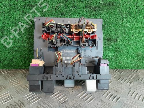 Used Fuse box VW TOURAN (1T1, 1T2) 1.9 TDI (105 hp) 25785504