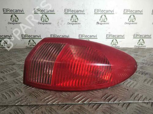 Used Right taillight ALFA ROMEO 147 (937_) 1.6 16V T.SPARK ECO (937.AXA1A, 937.BXA1A) (105 hp) 15013301