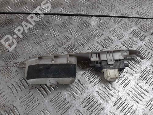 Used Right front window switch Right front window switch NISSAN ALMERA TINO (V10) 2.2 dCi (115 hp) 10695035 10695035