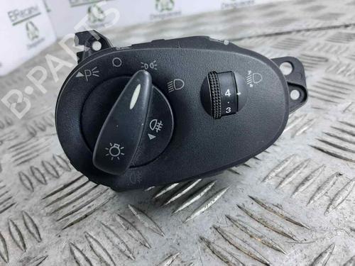 Used Headlight switch FORD FOCUS I (DAW, DBW) [1998-2009]  8366596