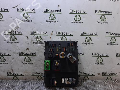 Boîte à Fusibles PEUGEOT 206 Hatchback (2A/C) [1998-2012]  17811298