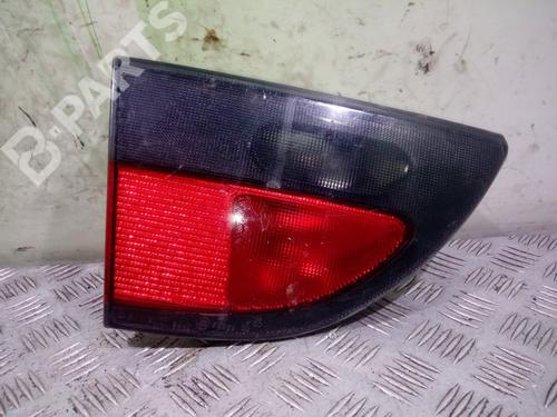 left-tailgate-light-renault-megane-i-classic-la01_-19-dti-la08-la0n-la0k-7700838532-1996-1997-1998-1999-2000-2001-2002-2003-2004-2005-2006-2007-2008-10063084 main image