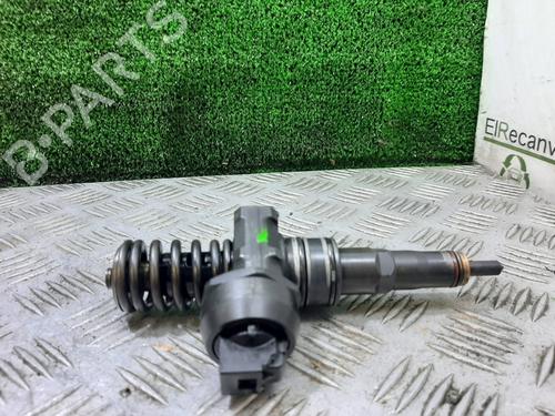 Used Injector VW GOLF IV (1J1) [1997-2008]  25846261