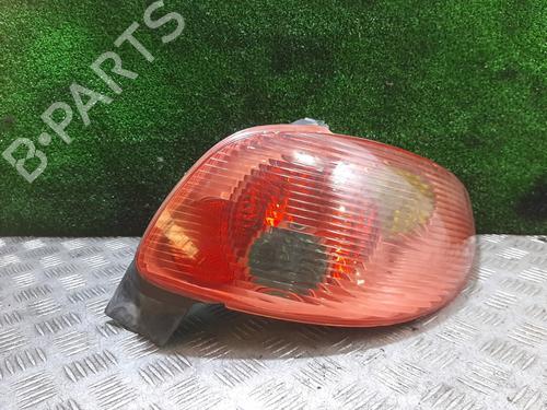 Used Right taillight PEUGEOT 206 Hatchback (2A/C) 2.0 HDI 90 (90 hp) 28424112