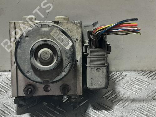 Used ABS pump ABS pump FORD TOURNEO CONNECT 1.8 16V (116 hp) 33245939 33245939