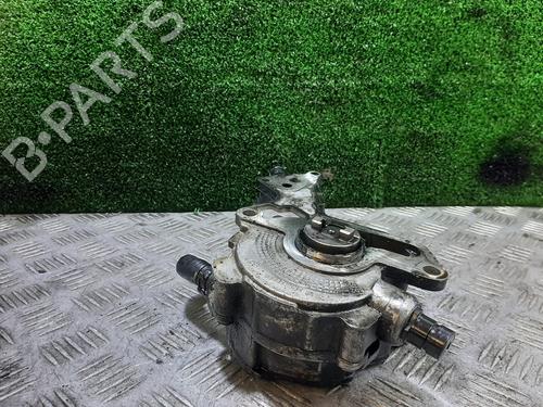 Used Vacuum pump AUDI A4 B7 (8EC) 2.0 TDI 16V (140 hp) 27688981