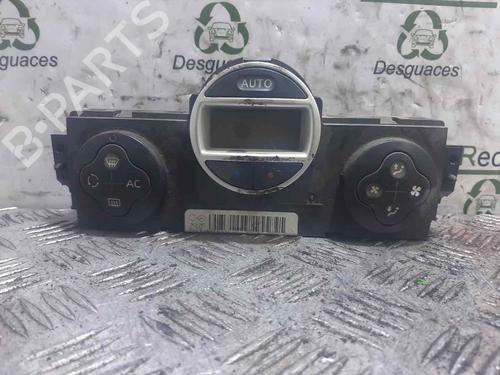 AC Styreenhet / Manøvreringsenhet RENAULT SCÉNIC II (JM0/1_) [2003-2010]  15422036