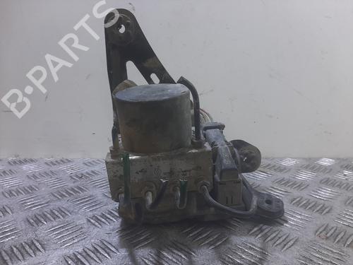 Used ABS pump ABS pump RENAULT MEGANE II Estate (KM0/1_) 1.9 dCi (KMRG, KM1G, KM0G, KM2C) (120 hp) 34718885 34718885