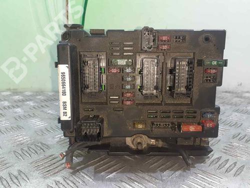 Used Fuse box Fuse box PEUGEOT 307 (3A/C) 1.6 16V (109 hp) 8823557 8823557