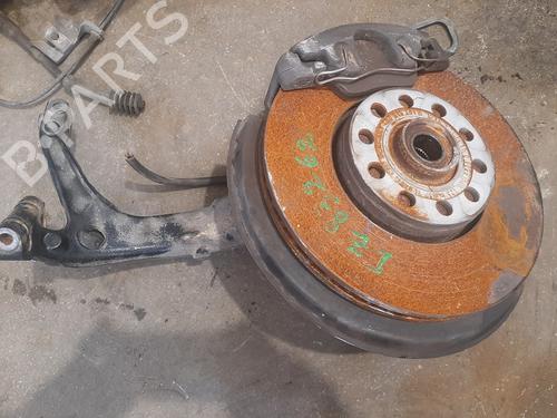 Used Left front steering knuckle Left front steering knuckle VW PASSAT B5.5 (3B3) [2000-2005] 36559875 36559875