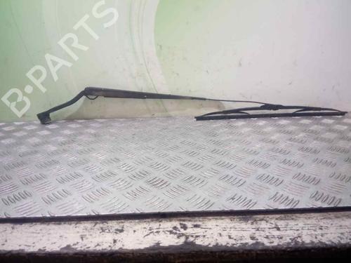 Front windshield wiper arm KIA SORENTO I (JC) 2.5 CRDi | BP9648350C143