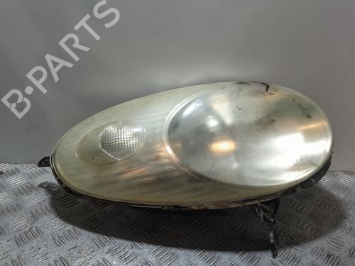 Højre forlygte NISSAN MICRA III (K12) 1.2 16V (65 hp) 31382606