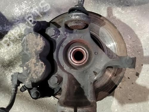 Achsschenkel links vorne FORD TRANSIT Van (FA_ _) 2.0 DI (FAE_, FAF_, FAG_) | BP30792454M25