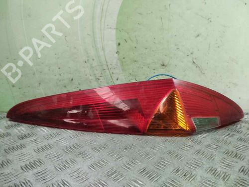 Used Right taillight Right taillight FIAT PUNTO (188_) 1.2 60 (188.030, .050, .130, .150, .230, .250) (60 hp) 19404813 19404813