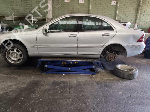 Hovedlysbryter MERCEDES-BENZ C-CLASS (W203) C 220 CDI (203.006) | BP6464555I24