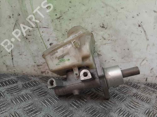 Used Brake master cylinder BMW 3 (E46) 320 d (136 hp) 18405774