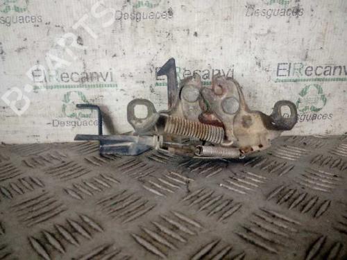 Used Tailgate lock NISSAN TERRANO II (R20) [1992-2007]  4584212