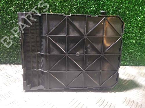 Used Fuse box CITROËN C4 I (LC_) 2.0 HDi (136 hp) 23242230