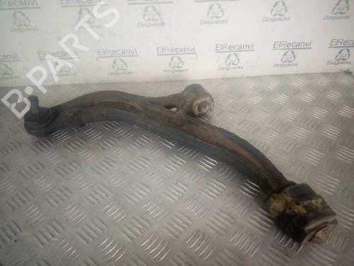Used Left front suspension arm Left front suspension arm CHRYSLER VOYAGER / GRAND VOYAGER III (GS_, NS_) 3.8 i AWD (166 hp) 4521824 4521824