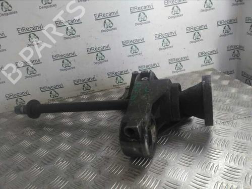 Used Right front driveshaft MERCEDES-BENZ VITO Van (W638) 112 CDI 2.2 (638.094) (122 hp) 4528967