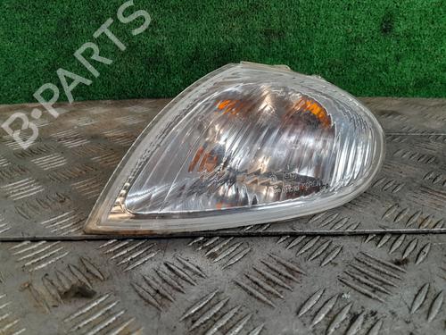 Used Left front indicator HYUNDAI LANTRA II (J-2) 1.9 D (68 hp) 25926033