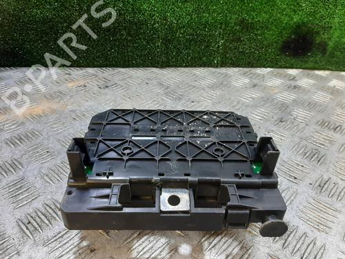 Used Fuse box CITROËN BERLINGO / BERLINGO FIRST MPV (MF_, GJK_, GFK_) 1.9 D (MFWJZ) (70 hp) 27597672