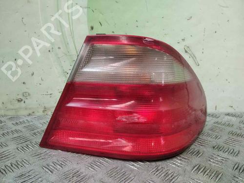 right-taillight-mercedes-benz-clk-c208-clk-200-kompressor-208344-agrietado-1997-1998-1999-2000-2001-2002-2003-19698739 main image