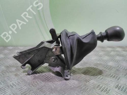 Used Gear lever RENAULT TRAFIC II Bus (JL) 2.5 dCi 135 (JL0D) (135 hp) 7434007