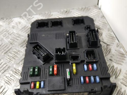 Sikringsdose PEUGEOT 206 Hatchback (2A/C) [1998-2012]  30625867