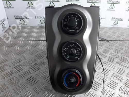 Commande Chauffage TOYOTA YARIS (_P9_) [2005-2014]  9215035