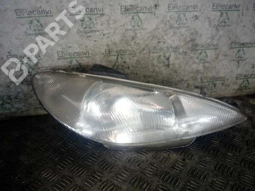 Used Right headlight Right headlight PEUGEOT 206 Hatchback (2A/C) 1.4 i (75 hp) 10197109 10197109