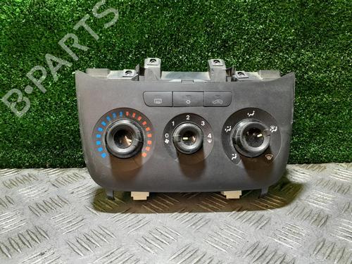 Used Climate control FIAT GRANDE PUNTO (199_) 1.3 D Multijet (75 hp) 25772066