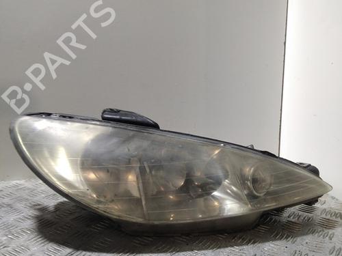 Used Right headlight PEUGEOT 206 Hatchback (2A/C) 1.4 HDi eco 70 (68 hp) 30599149