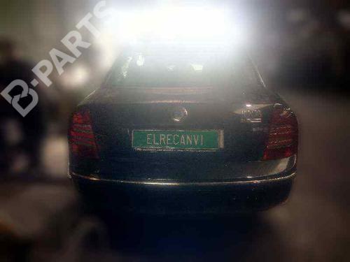 Serrure avant gauche SKODA SUPERB I (3U4) 1.9 TDI | BP23662354C98