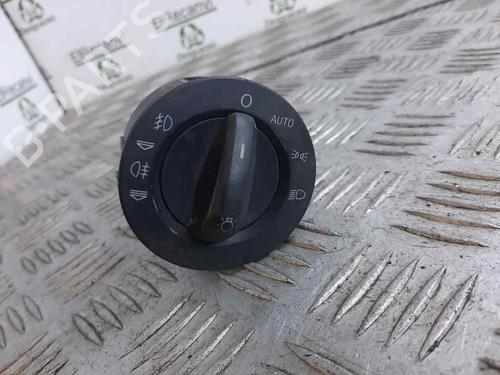 Forlygtekontakt AUDI A6 C6 (4F2) 2.7 TDI (180 hp) 8274477