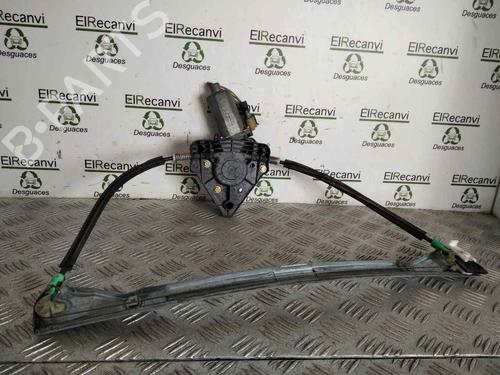 Alzavetro anteriore sinistro RENAULT CLIO II (BB_, CB_) [1998-2016]  15249376