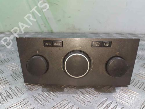 Used Climate control Climate control OPEL ASTRA H (A04) 1.7 CDTI (L48) (100 hp) 8536757 8536757