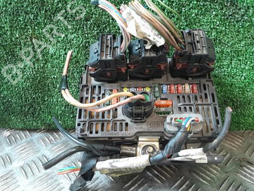 Used Fuse box Fuse box 37525007 37525007