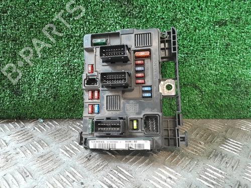 Used Fuse box Fuse box 37234563 37234563