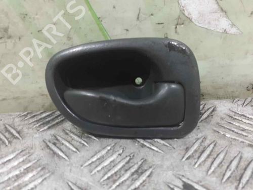 Used Front right interior door handle HYUNDAI ACCENT I (X-3) [1994-2002]  12109514