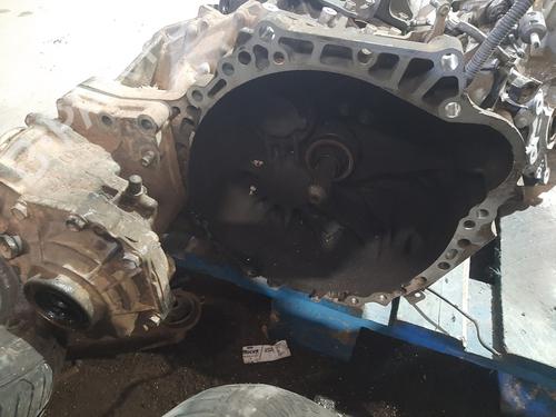 Boîte de vitesses TOYOTA RAV 4 I (_A1_) 2.0 4WD (SXA10, SXA11) (129 hp) 31971273