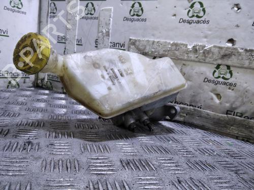 Used Brake master cylinder PEUGEOT 207 (WA_, WC_) [2006-2015]  29138270