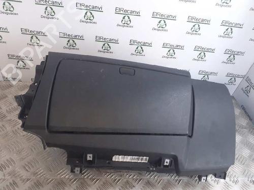 Używane Schowek pasażera BMW 1 (E87) 120 d (163 hp) 6090565