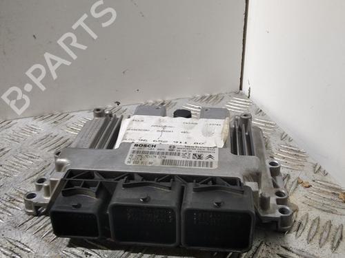 Used Engine control unit (ECU) CITROËN C4 I (LC_) [2004-2014]  30551684
