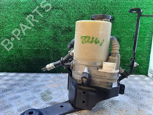 Used Steering pump OPEL SIGNUM Hatchback (Z03) 2.2 direct (F48) (155 hp) 27185470